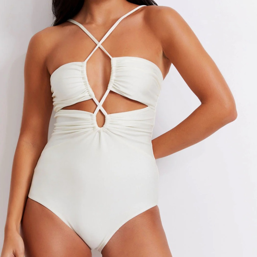 Pat Bo one piece